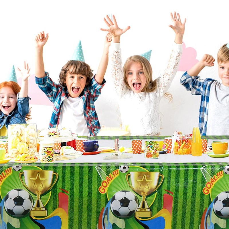 Soccer Party Disposable Tablec – Board Game Football recenzja i cena